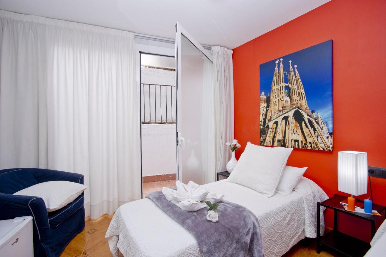 Barcelona City Centre Hostal Exterior foto